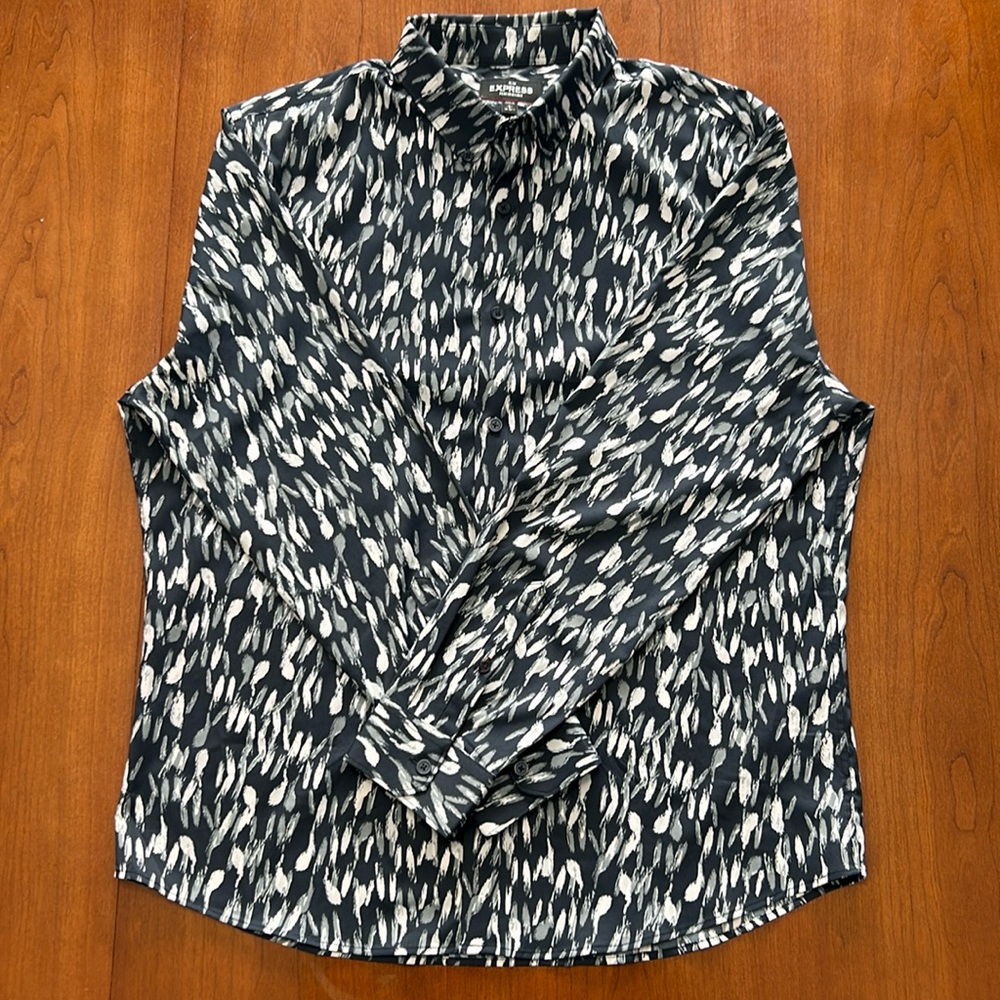 Express slim performance navy and gray button up